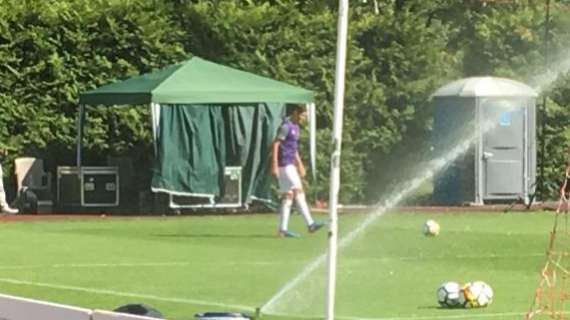 FOTO FV, Zekhnini in campo con la maglia viola