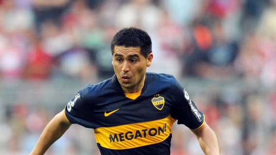 VIDEO, Riquelme deve sedare una rissa tra tifosi Boca-GLP