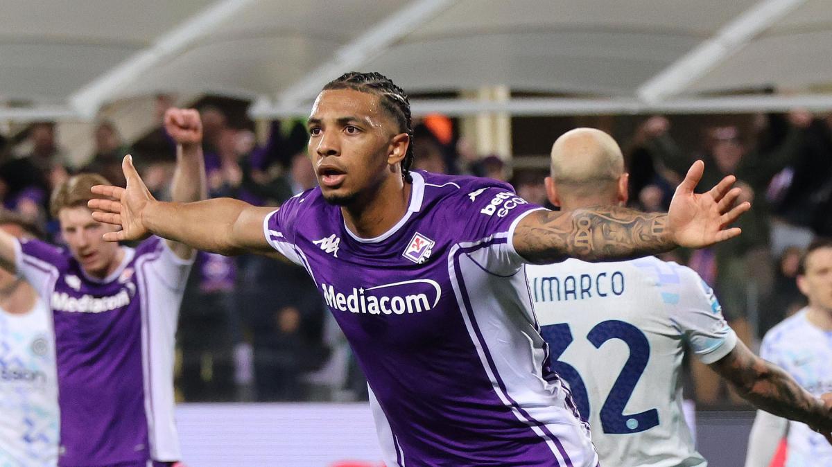 Cecchi su La Nazione: "Viola commoventi e dallo spirito operaio"