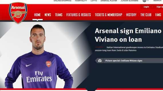 FOTO, Viviano sfoggia una maglia viola all'Arsenal