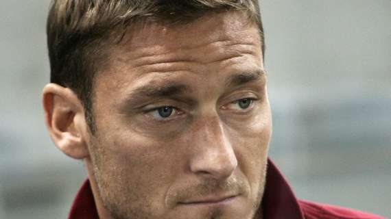 TOTTI-CONTI, Mani in faccia e poi pace