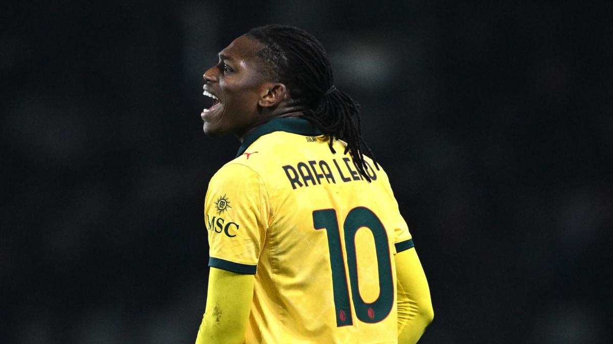 Milan, Allegri: "Leao out contro il Sassuolo ma in Supercoppa ci sarà"