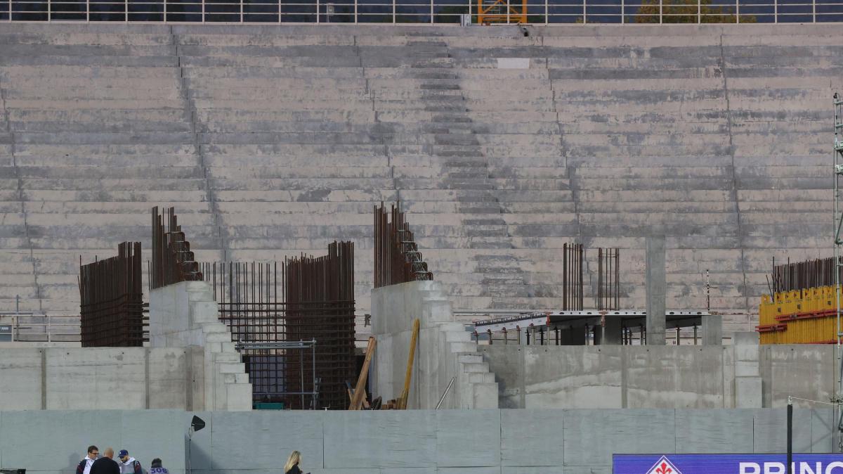 Stadio, Del Re e Paolieri: "Interrogazione sulle penali per i ritardi del primo lotto"