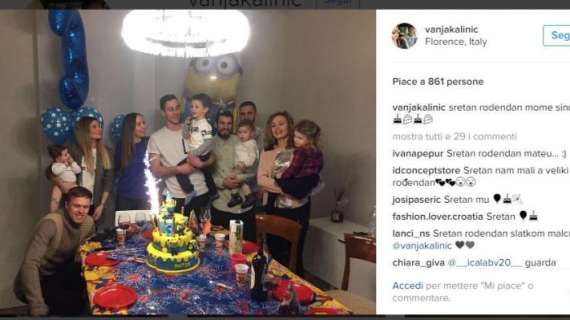 FOTO, Cena viola per festeggiare baby Kalinic