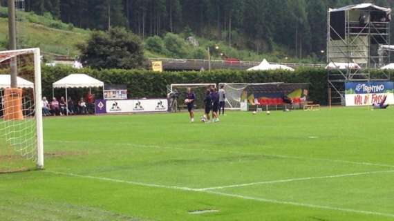 FOTO FV, Riunione in campo per Sousa e il suo staff