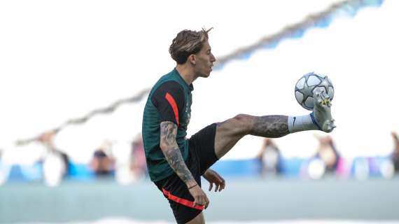 Footitalia: "Fiorentina su Tsimikas del Liverpool. Lo ha chiesto Pioli"