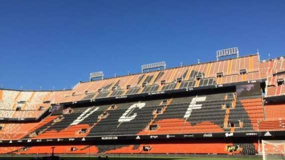 FOTO FV, Il terreno di gioco dell'Estadio Mestalla