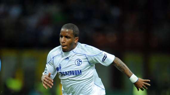 EX OBIETTIVI, Farfan rinnova con lo Schalke 04