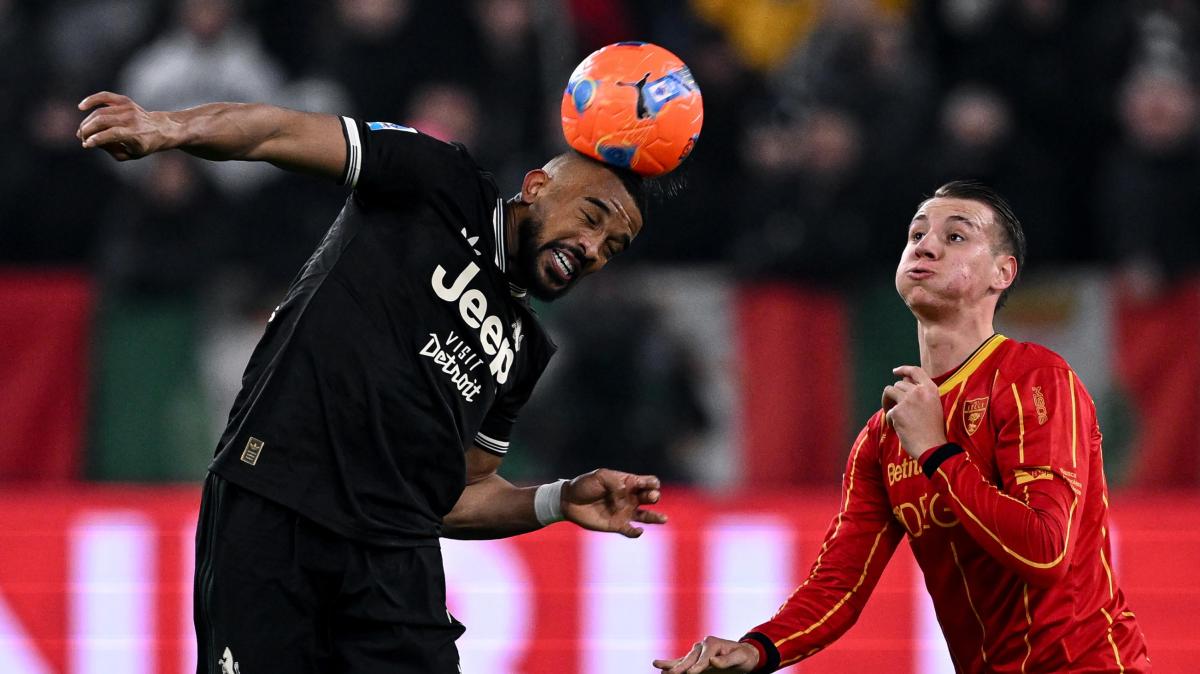 Serie A, la Juventus va sotto, recupera ma fallisce il gol del ko: 1-1 col Lecce