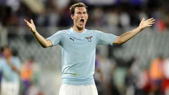 LAZIO, Si ferma anche Lichtsteiner