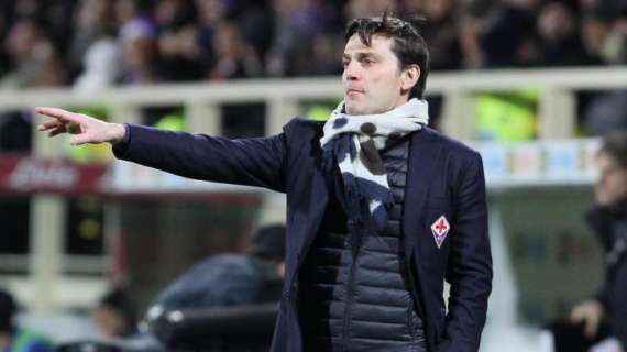 FIO-BOL 2-0, Primo cambio per mister Montella