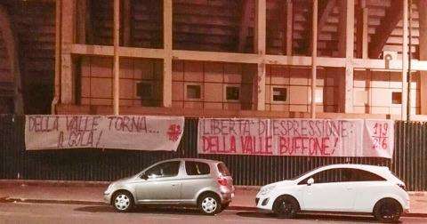 FOTO FV, Striscioni contro ADV al Franchi