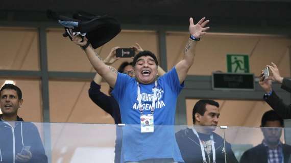 MARADONA, Sarà operato al cervello: ha ematoma