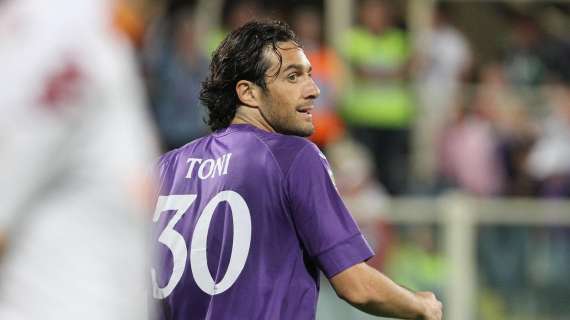 SIE-FIO 0-1, Esce Jo-jo per fare posto a Luca Toni