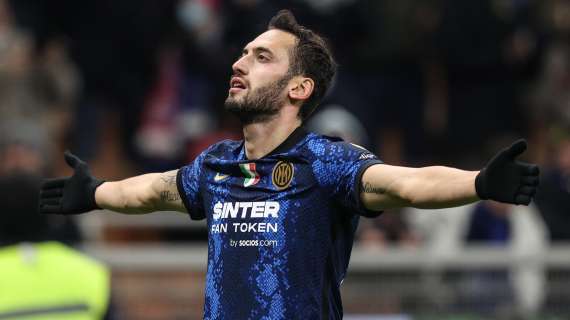 INTER, Contro i viola ipotesi Calhanoglu regista