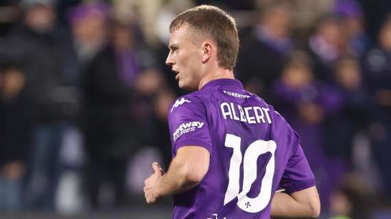 Gudmundsson torna sui suoi livelli. "Un altro Gud, ma very Gud": le pagelle del n.10