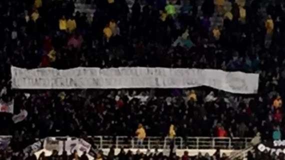 FIESOLE, Striscione della Curva sul "progetto" viola