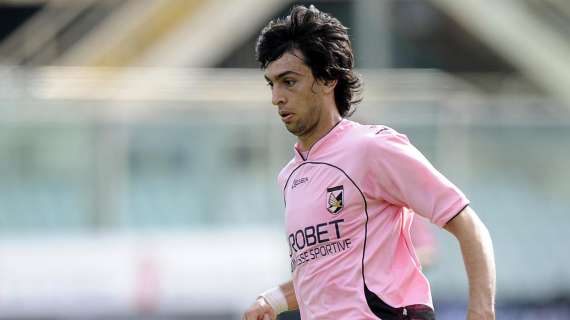 PALERMO, Tifosi bloccano la squadra dentro lo stadio