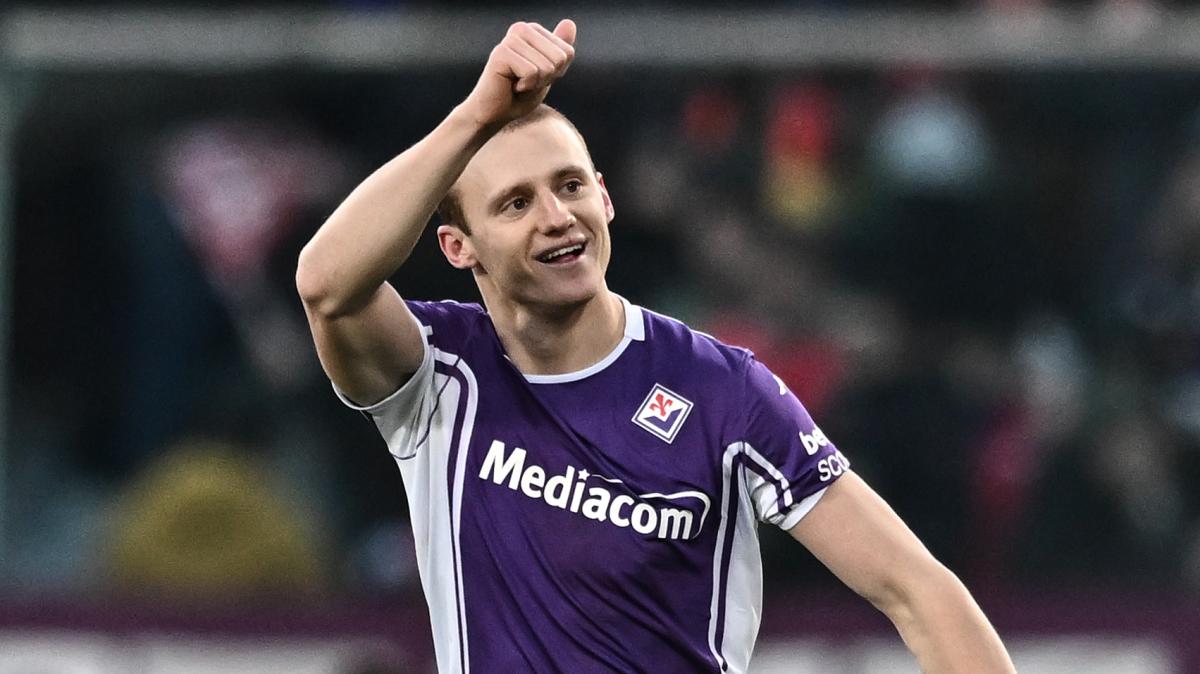 Tanti interessi per Comuzzo. Il suo agente al Viola Park per discuterne il futuro