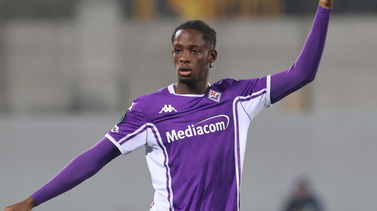 Kouadio di testa e la Fiorentina fa 2-0 sul Parma: Scudetto ad un passo