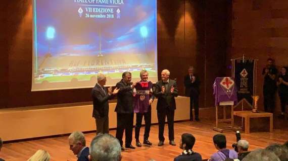 FOTO-VIDEO FV, Standing ovation per Bertoni alla HoF