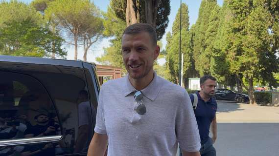 Dzeko day, il bosniaco è arrivato a Villa Stuart per le visite mediche: le immagini