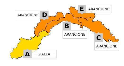 Meteo, cambia l'allerta su Genova   
