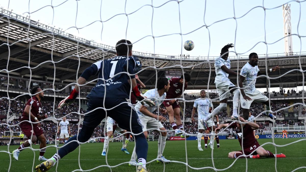 Serie A, quindicesima di ritorno, Napoli o.k., in coda Cremonese k.o.