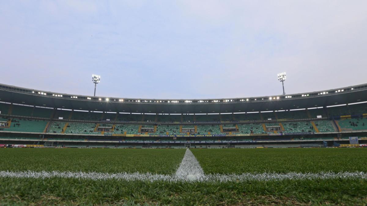 Hellas Verona-Genoa, il primo tempo della partita (live)