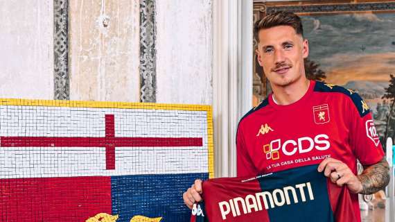 Genoa, ufficiale l’arrivo di Andrea Pinamonti dal Sassuolo