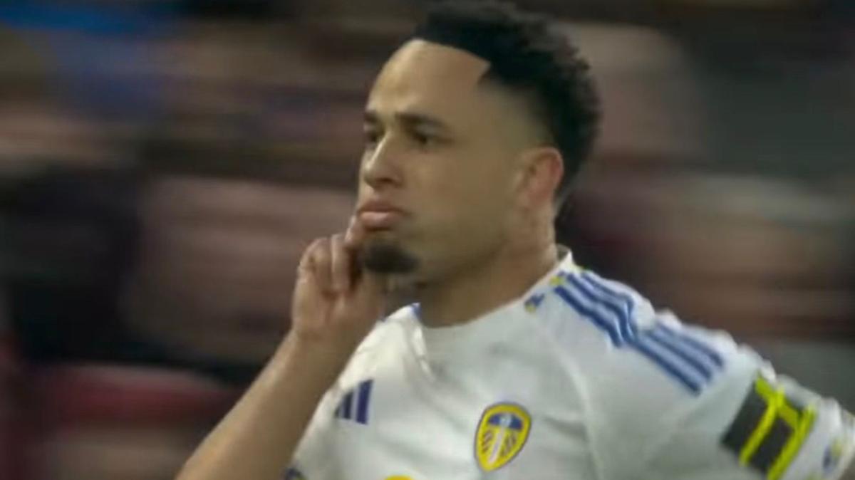 Okafor è tornato brillare: Leeds trascinato dallo svizzero verso la salvezza