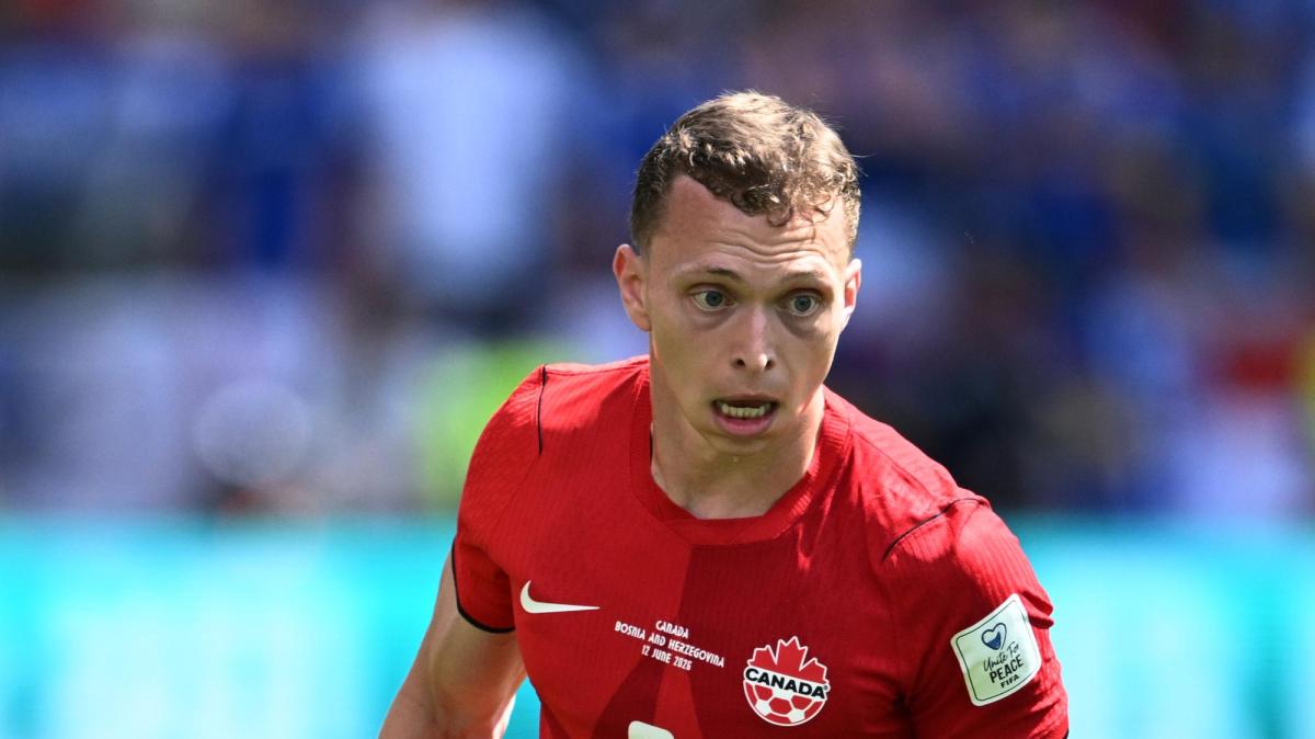 Corsa e precisione: la grande prova del terzino del Canada Alistair Johnston che interessa in Premier League e in Serie A