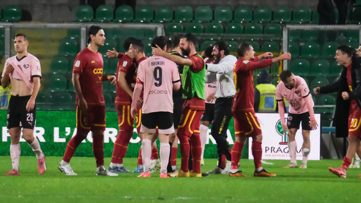 Verso Catanzaro-Monza: Ceravolo sold out in 5 minuti