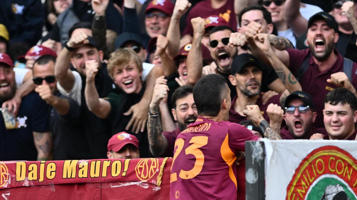 La doppietta di Mancini e la festa del Gasp: i momenti della vittoria nel derby della Roma