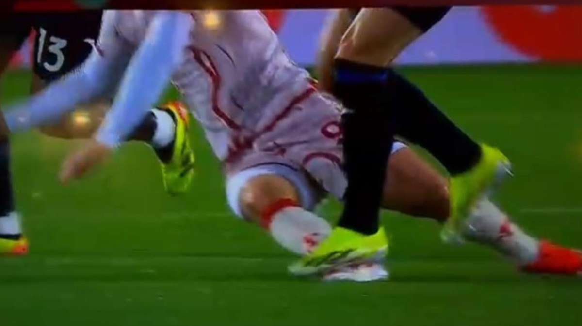 Atalanta-Fiorentina, l'analisi del gol annullato e del contatto Carnesecchi-Nico