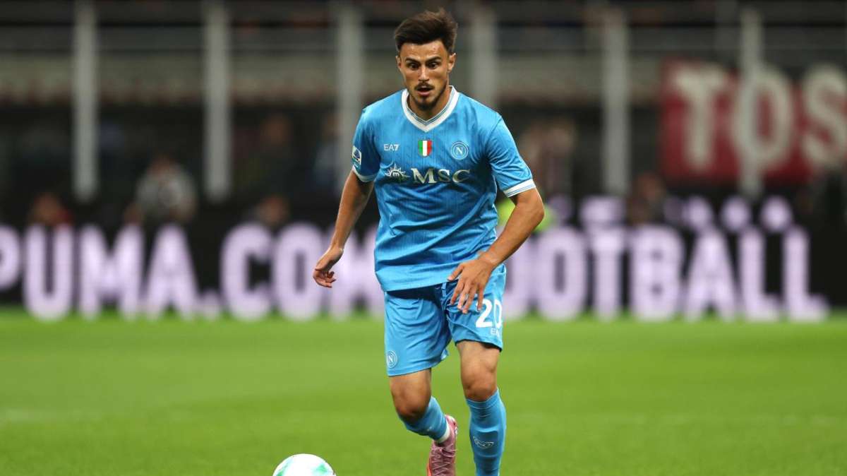 'Sant'Elmas' si sblocca e il Napoli vince ancora. Conte ritrova De Bruyne e Anguissa