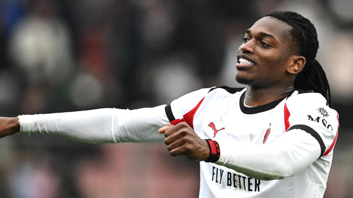 Milan, Allegri prova il tridente per Napoli? L’indizio dall’allenamento