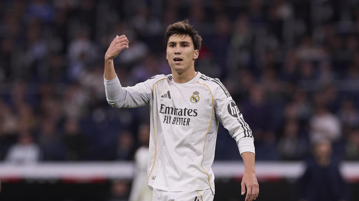 Il Como ci prova per Gonzalo García: il talento della "Fàbrica" che ha stregato Xabi e Arbeloa