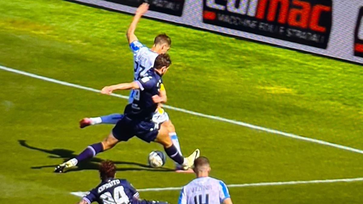 Pescara-Sampdoria, rigore per i biancazzurri dopo OFR: Di Nardo sale a 14 gol in Serie B 