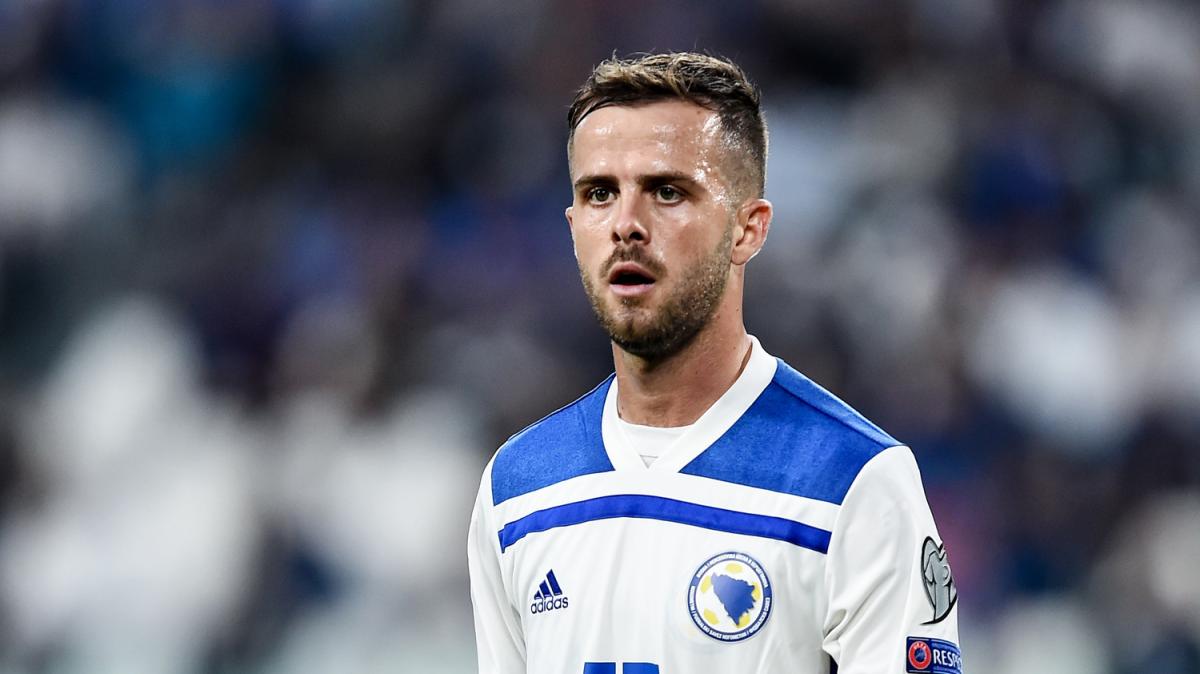 Pjanic avvisa l'Italia "A Zenica sarà una bolgia. Dzeko? Risolve le partite da solo"