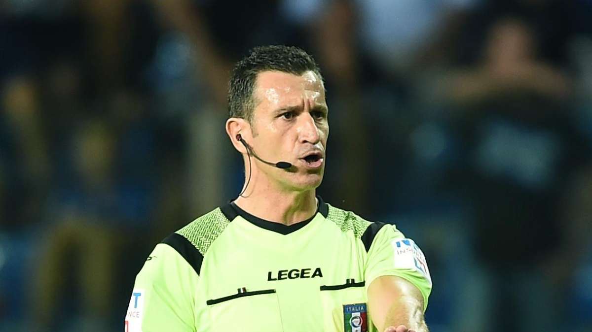 Lecce-Inter, infortunio per l'arbitro Doveri all'intervallo