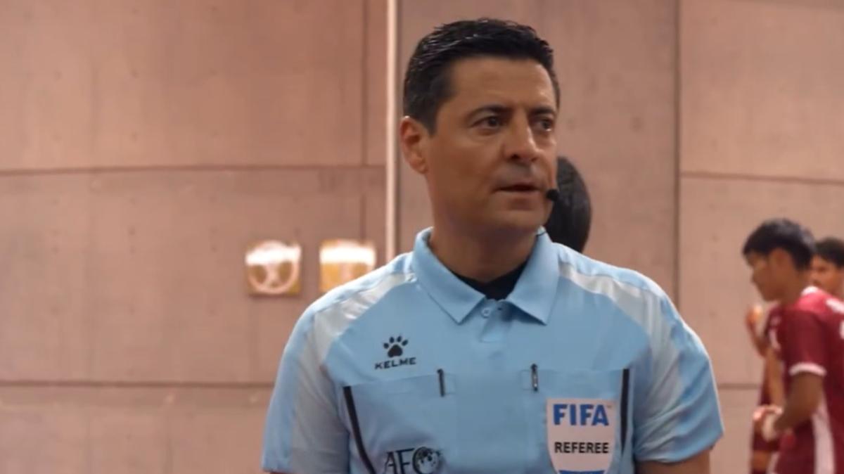 Il quarto Mondiale di Faghani, l'arbitro più odiato dal regime iraniano