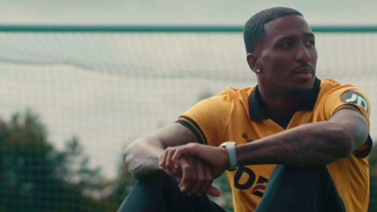 Tchatchoua: "Lotto sempre contro la retrocessione? Non sono un profeta ma il Wolves non mollerà"