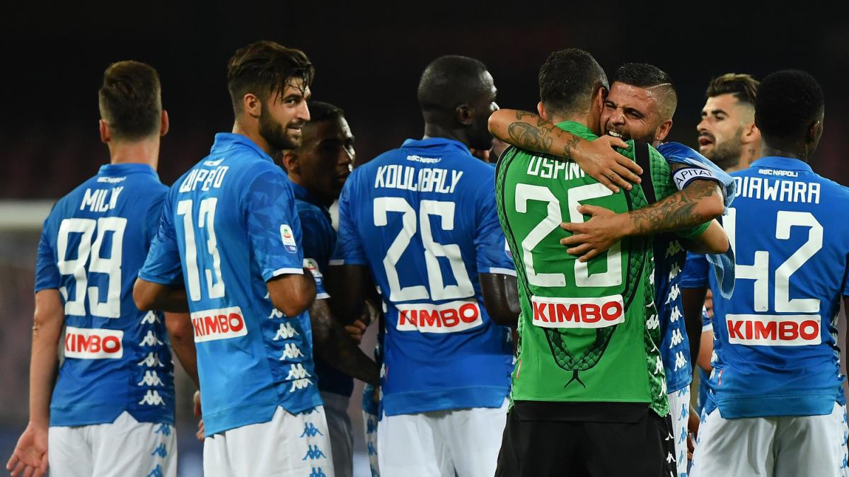 Vinicius ricorda l'esperienza al Napoli: “Sembrava impossibile essere lì, Ancelotti fu il primo a salutarmi”