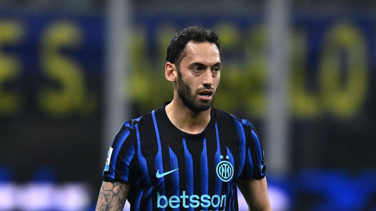 Inter, la probabile formazione contro la Fiorentina: Çalhanoğlu verso la titolarità