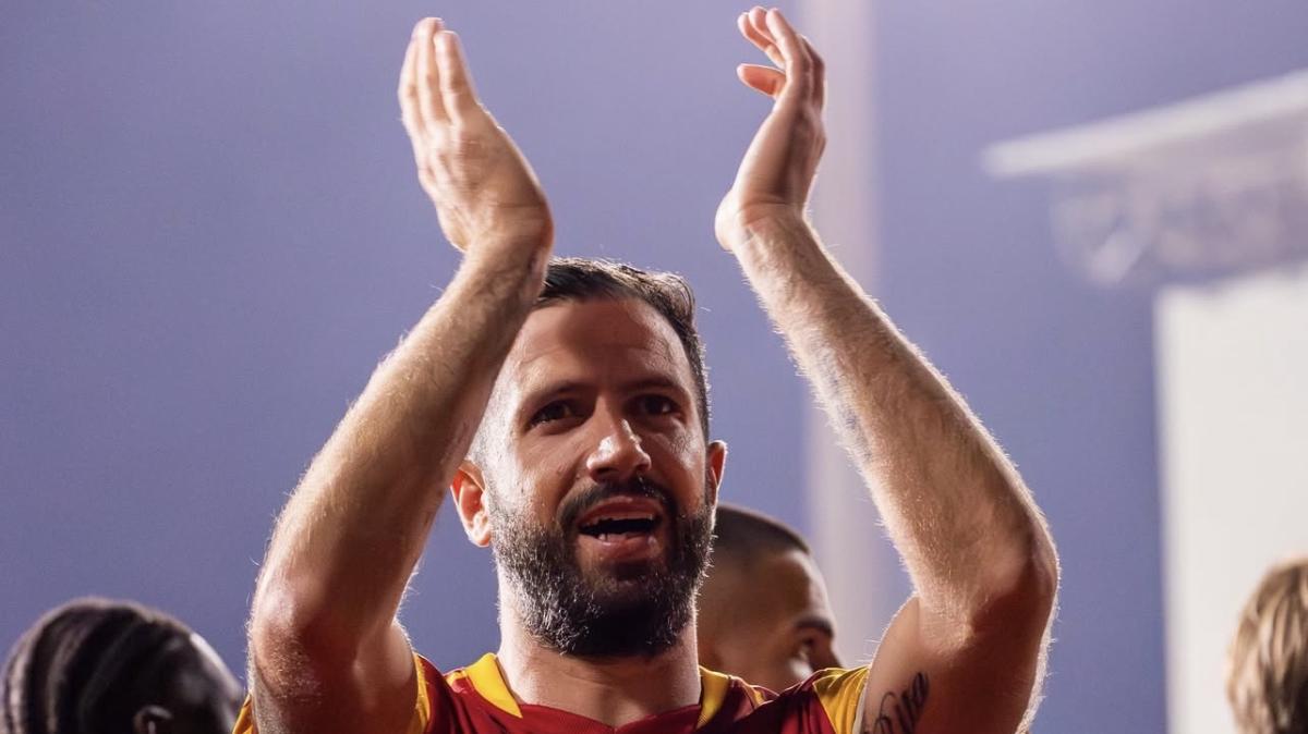 Catanzaro da urlo, 3-0 al Palermo nella semifinale di andata dei playoff 