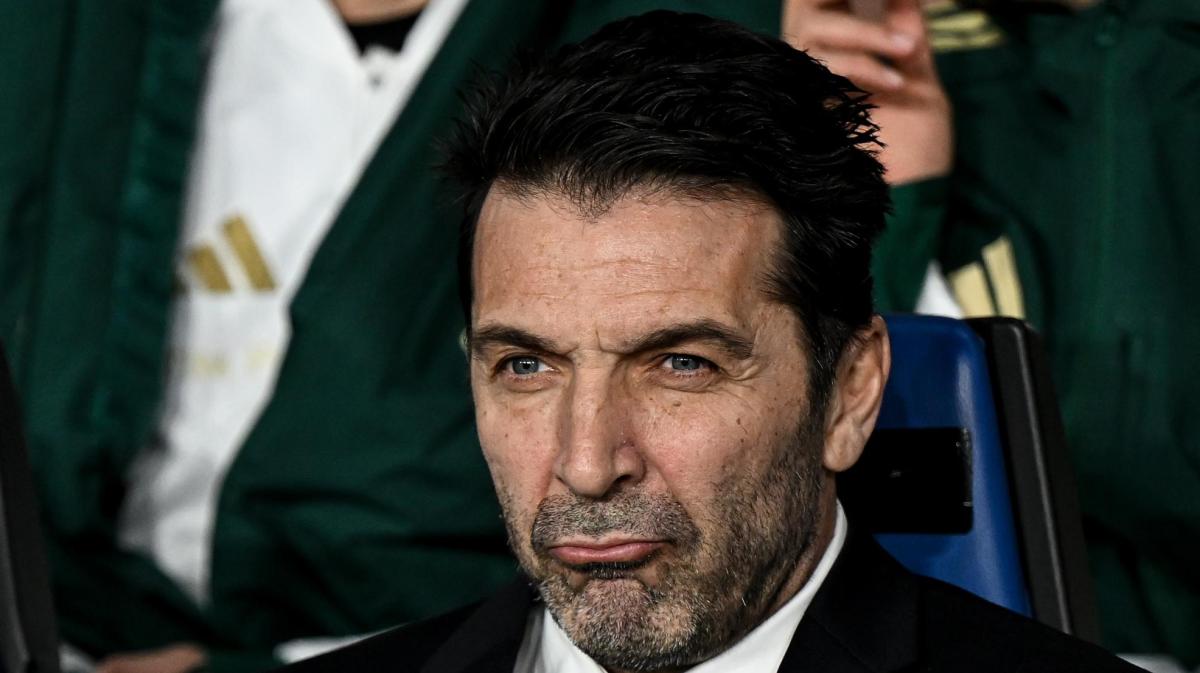Italia, Buffon: "Do la mia disponibilità fino a fine stagione"