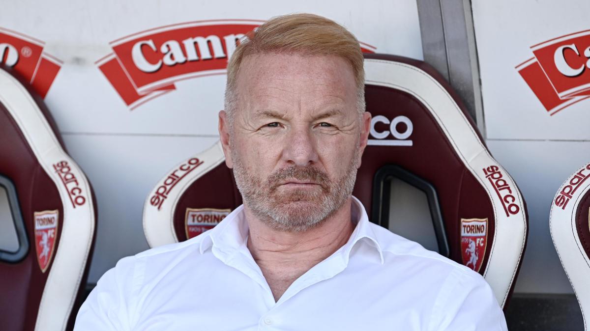 Milan, Tare: "Le qualità di Leao sono fuori discussione. Non c'è cosa più bella che giocare in uno stadio del genere"