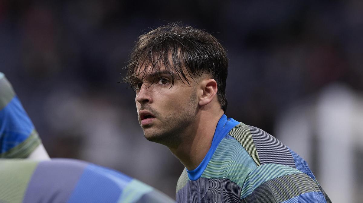 Real Madrid, Asencio all'ospedale: ha perso 6kg in due settimane