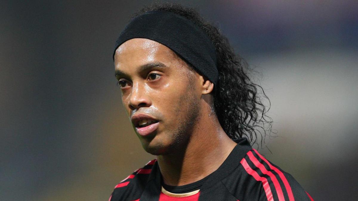 Clamoroso! Ronaldinho firma con il Ravenna a 46 anni e investe nel club